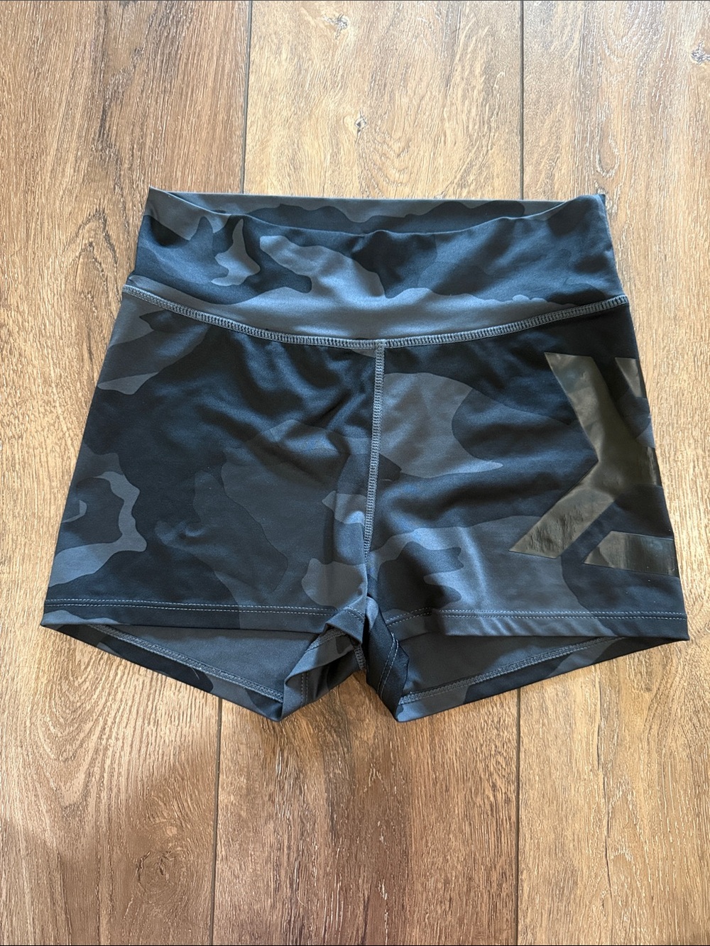 BETTER BODIES Black Camo High-Rise Workout Shorts